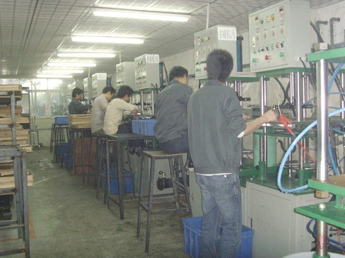 小霞帶你走進(jìn)東莞市威創(chuàng)精鑄廠